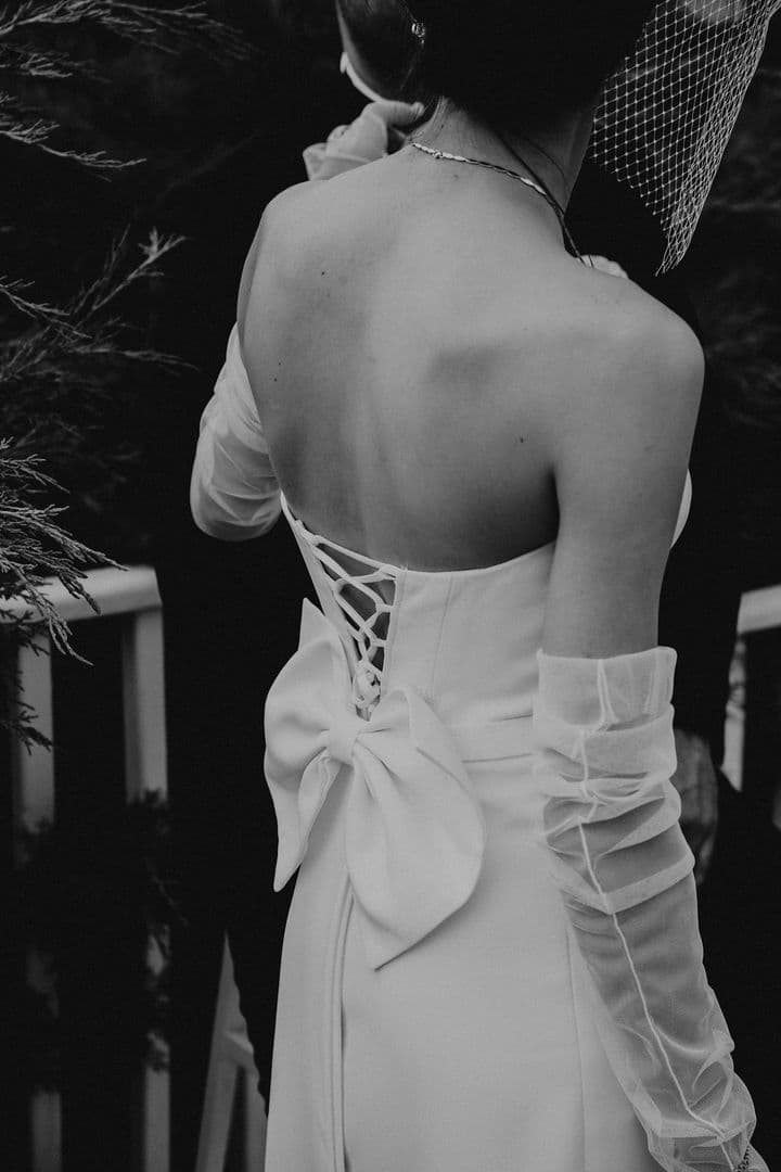 Düğün dansı yapan çift